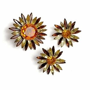 1950s Judy Lee Brooch and Earrings Set